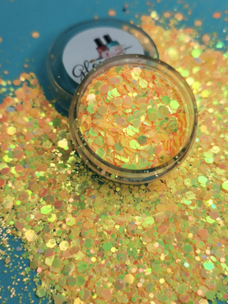 Colita de sirena amarilla