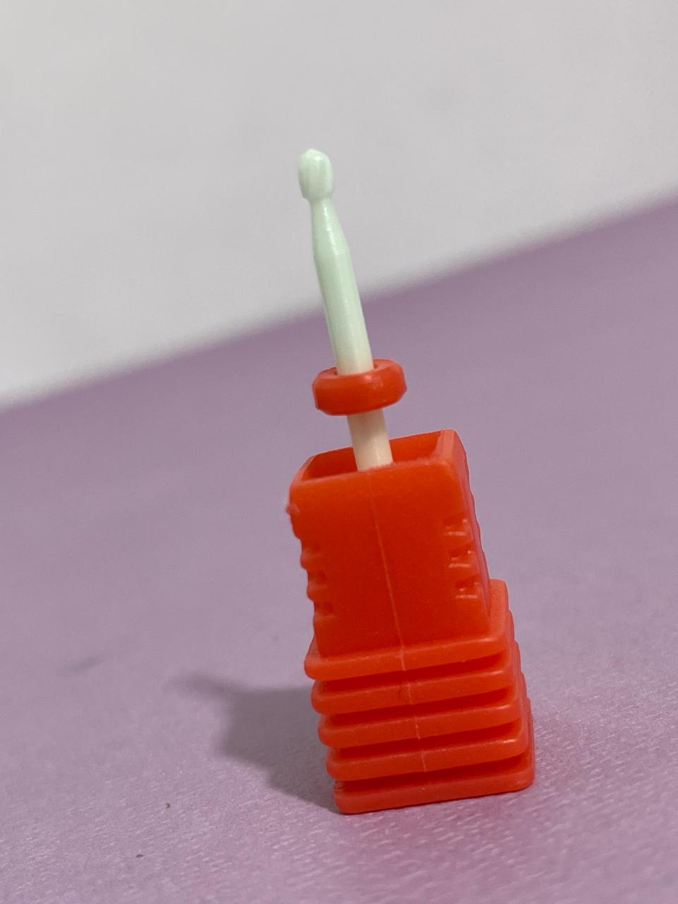 Punta de céramica para cuticula